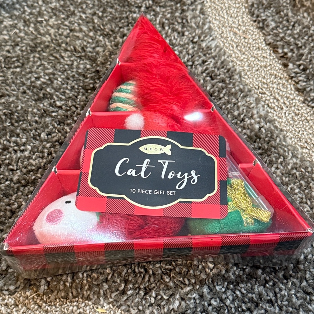Title:NWT Kohl's Meow 10 Piece Cat Toy Gift Set Holiday Wand Plush Balls Pack